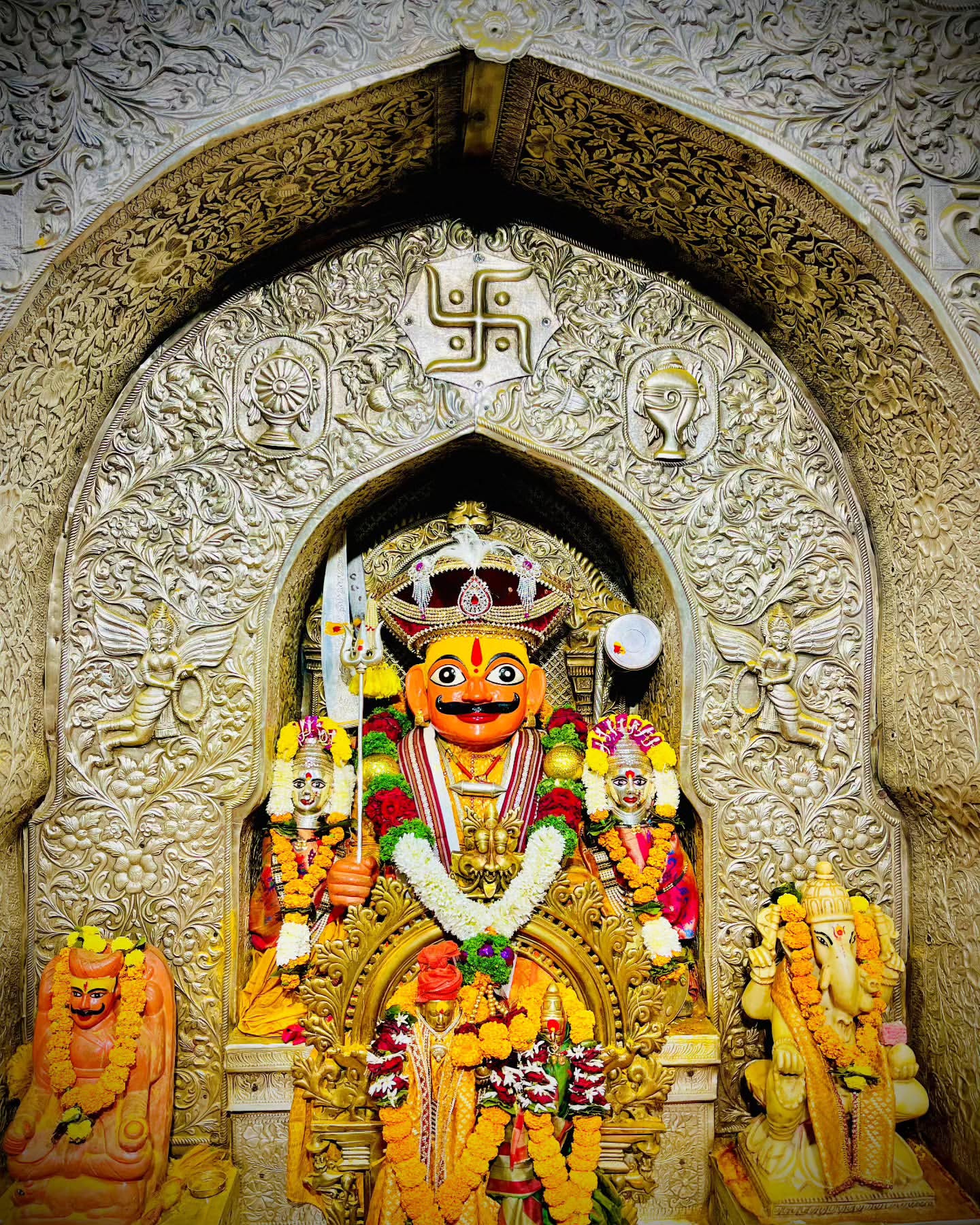 Today's Darshan (Sunday)